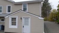 Building Photo - 360 Oak Ridge Rd