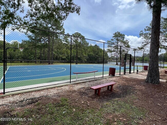 Building Photo - 8531 Longford Dr