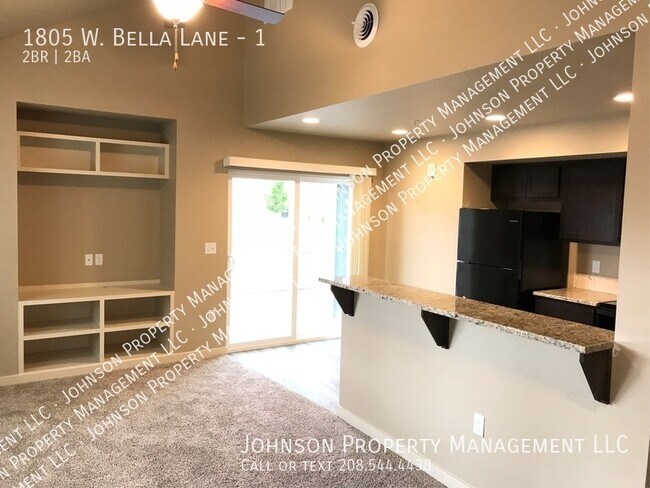 Building Photo - 1805 W Bella Ln