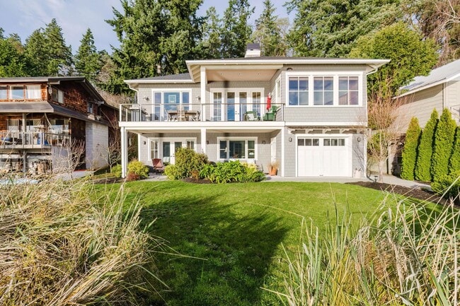 Building Photo - Impeccable Low Bank Bainbridge Waterfront Home with Private Dock