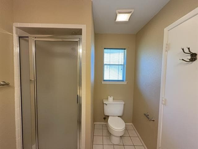 Building Photo - 5604 Ember Dr