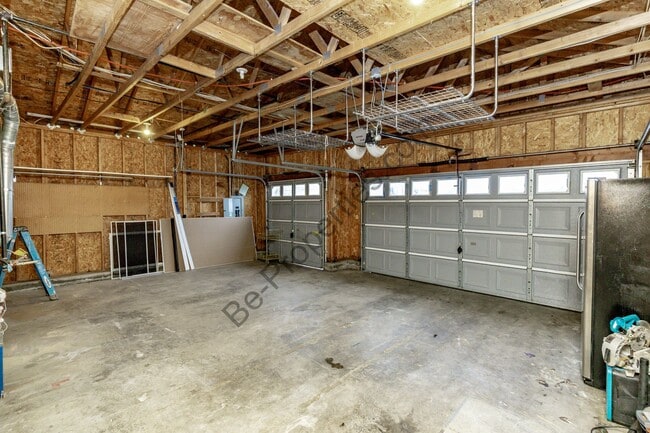 Building Photo - Spacious 3 Bedroom Puyallup Home