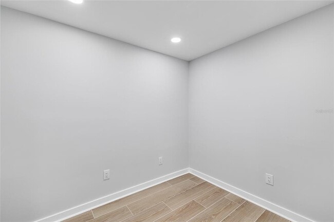 Building Photo - 2306 S San Jose Cir