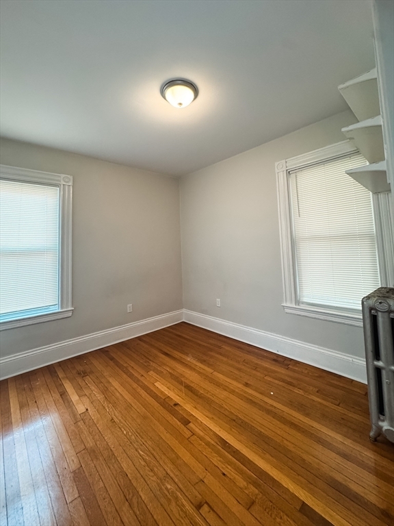 Building Photo - 40 Howland St