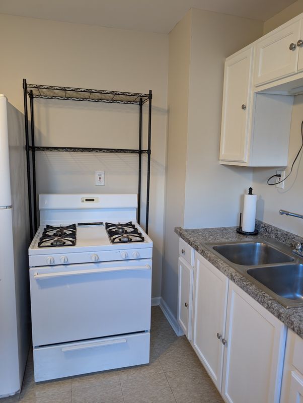 Building Photo - 109 Goethe St