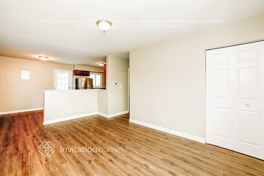 Building Photo - 280 Mohave St