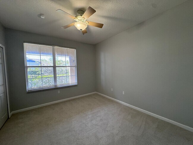 Building Photo - Bright and Inviting 3 bedroom, 2 Bath Condo in Desirable Baldwin Park