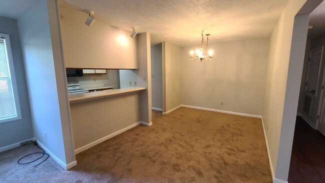 Building Photo - 1st floor condo