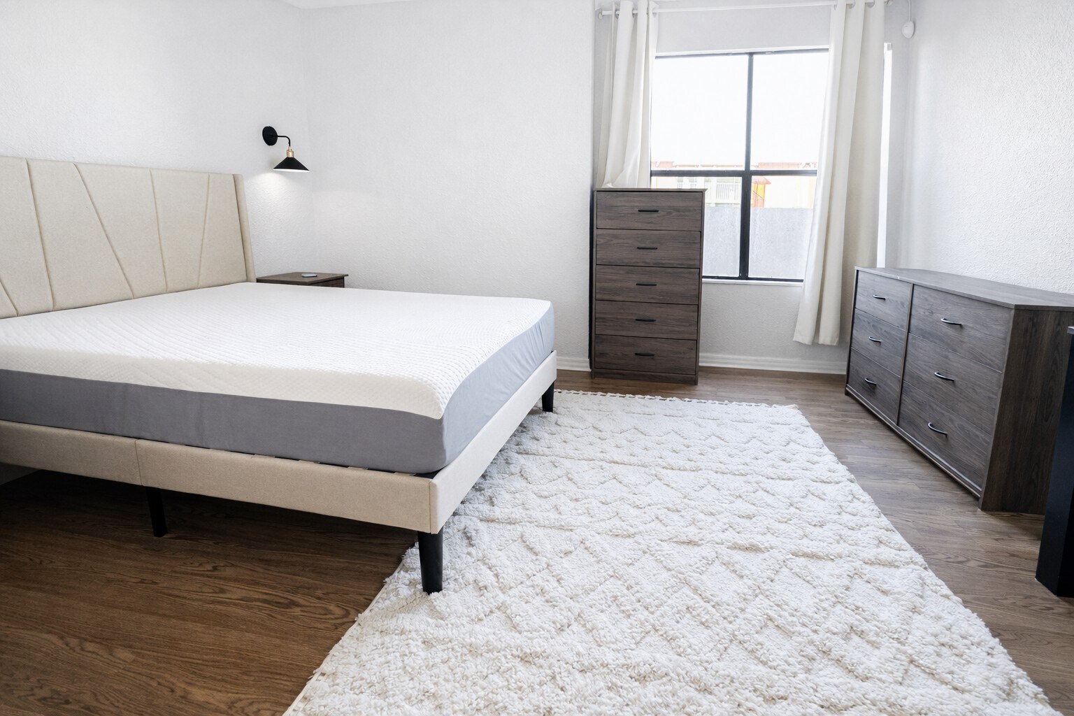 Building Photo - 2918 Antique Oaks Cir