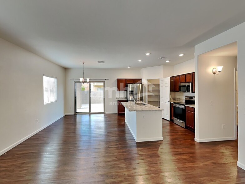 Building Photo - 6426 E Boldin Dr