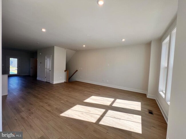 Building Photo - 139 Bamboo Shoot Ln