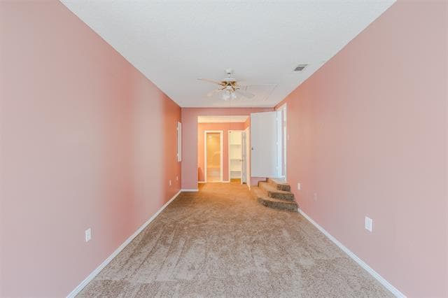 Building Photo - 600 NE 11th St