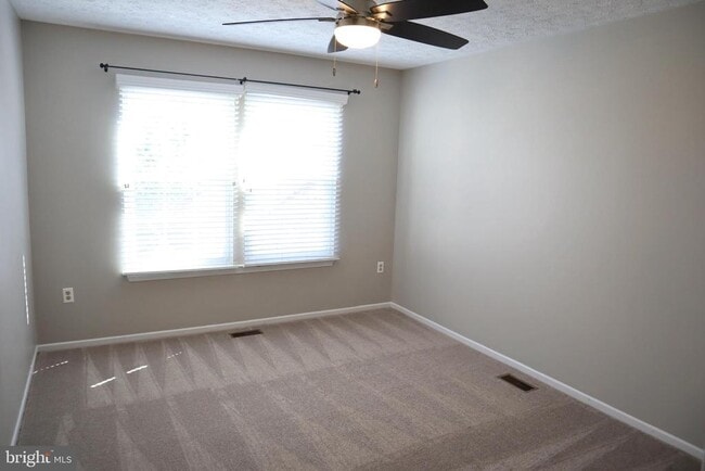 Building Photo - 19 Ohara Ct