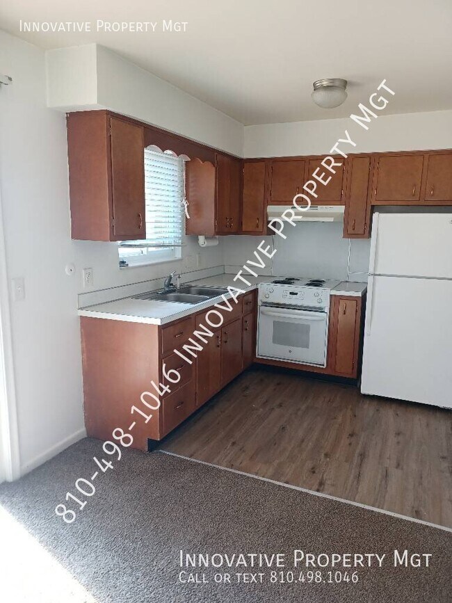 Building Photo - 3462 Ridgecliffe Dr