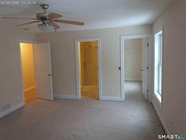 Building Photo - 48 E Kings Hwy