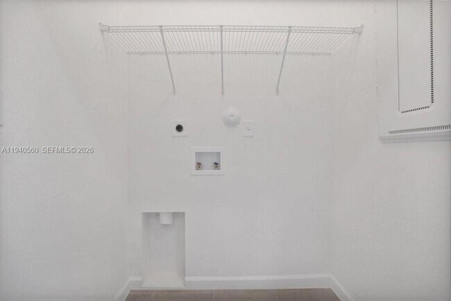 Building Photo - 11926 SW 247th Ter