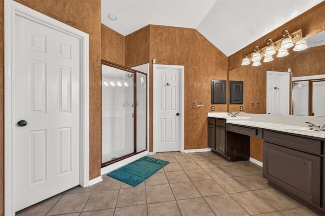 Building Photo - 6323 Echo Lakes Ln