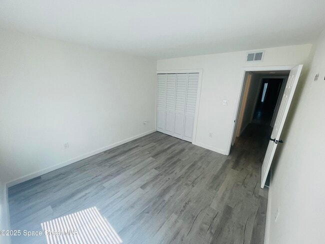 Building Photo - 1515 Huntington Ln