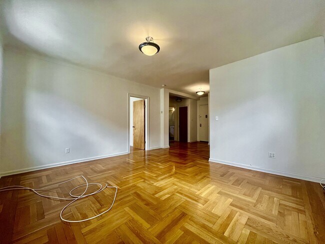 Floorplan - 700 Fort Washington Avenue