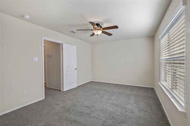 Building Photo - 9232 Blackstone Dr