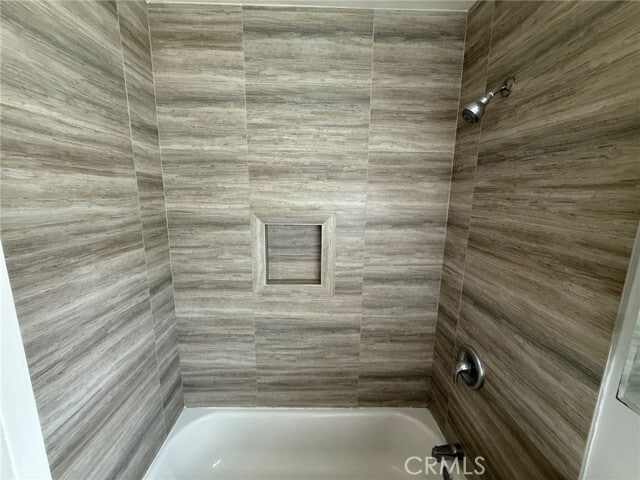 Building Photo - 417 E Walnut Ave