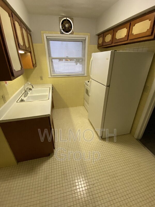 Building Photo - 5358 Winthrop Ave