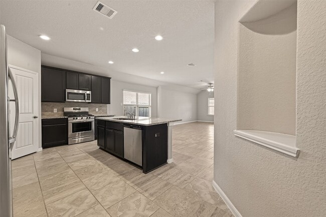 Building Photo - 12623 City Village Ln