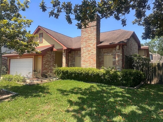 Building Photo - 219 Kings Ct