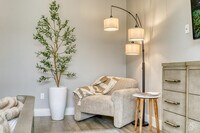 Building Photo - 1669 Colleen St