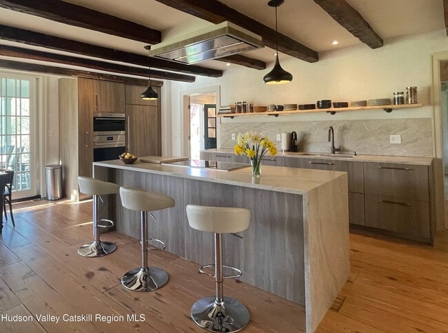 Building Photo - 416 Hapeman Hill Rd