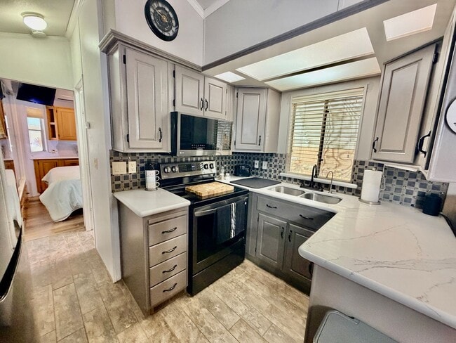 Building Photo - Remodeled Foothills Park Model with Desert Access, Mountain Views & Low-Maintenance Living