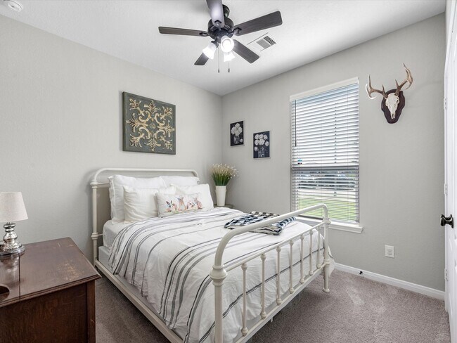 Building Photo - 1006 Camellia Hls Ln
