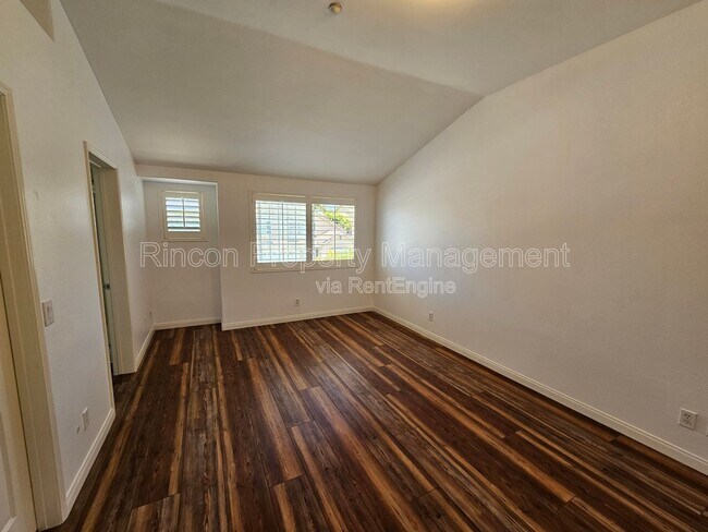 Building Photo - 4782 Templeton St