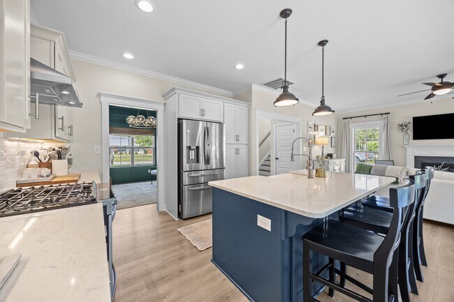 Building Photo - 3506 Sir James Ln