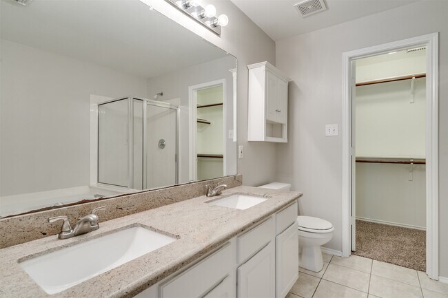 Building Photo - 6 Yarrow Ct