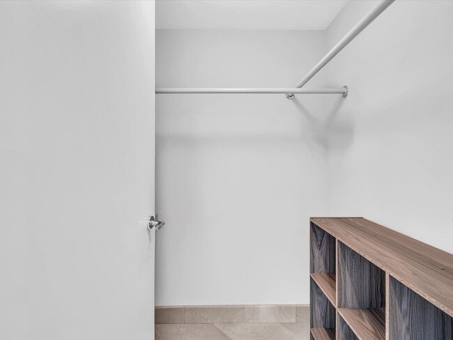 Building Photo - 1600 S Ocean Blvd