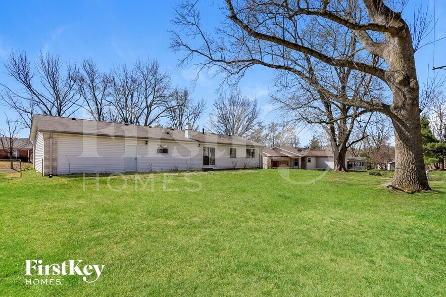 Building Photo - 13235 Delft Dr