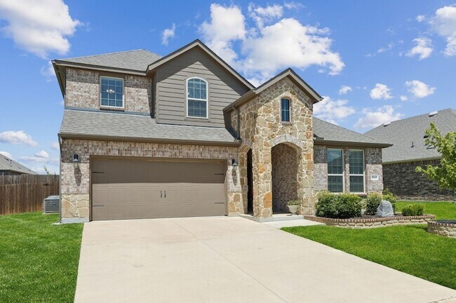 Building Photo - 2913 Cerro Ranch Rd