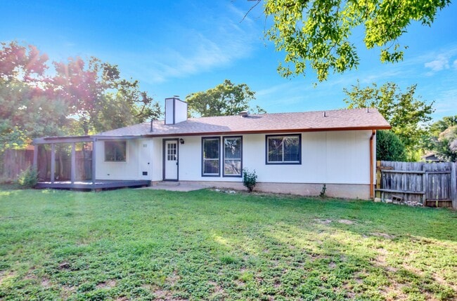 Building Photo - 3109 Monument Dr