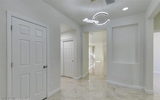 Building Photo - 2659 Lochleven Way