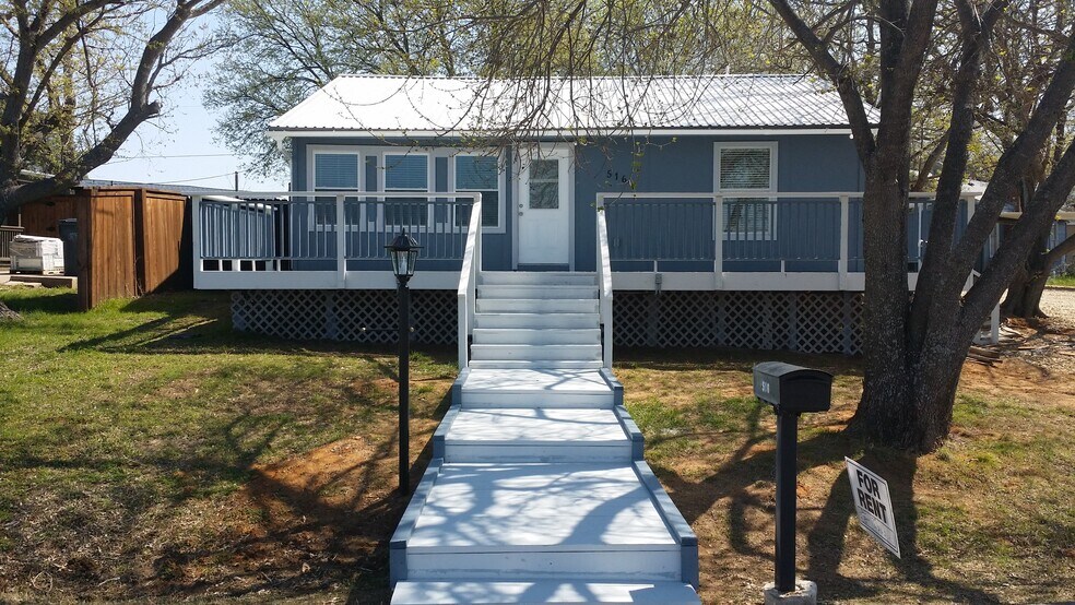 Primary Photo - 516 Riney Rd