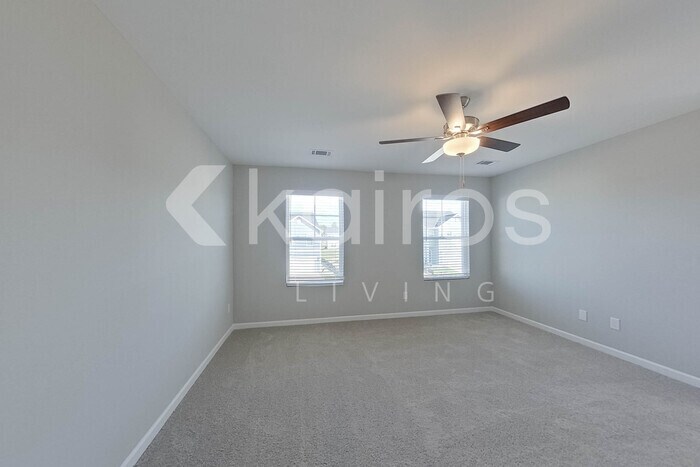 Building Photo - 874 Silent Barge Cv