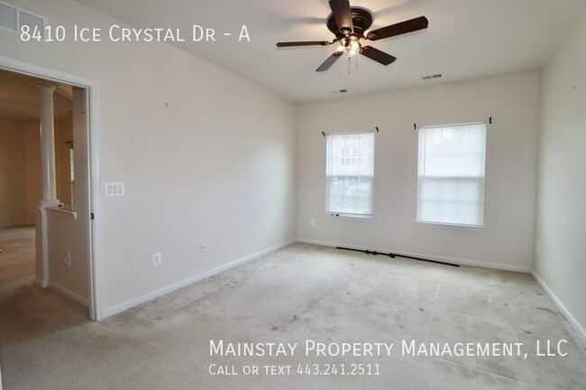 Building Photo - 2 Bedroom Condo in 55+ Legacy at Cherry Tr...