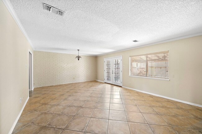 Building Photo - 14185 Misty Meadow Ln