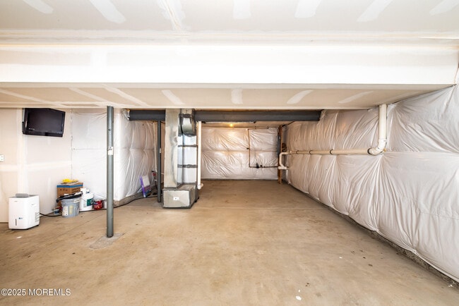 Building Photo - 22 Nautilus Dr