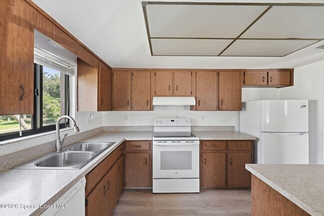 Building Photo - 201 Cocoa Isles Blvd