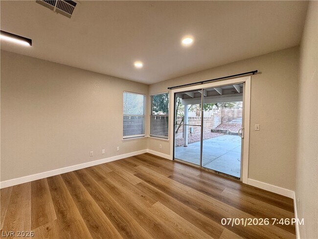Building Photo - 8405 Shady Shores Cir