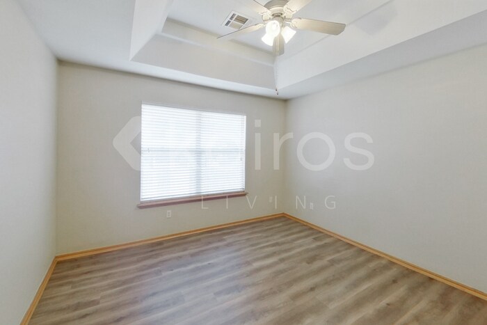 Building Photo - 1129 NE 8th St