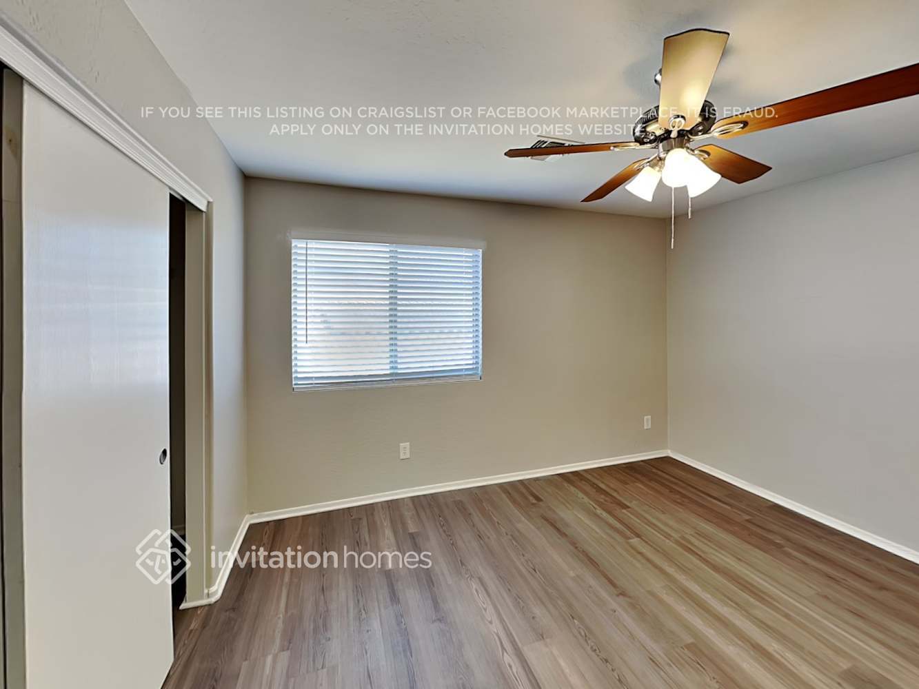 Building Photo - 12813 W Mauna Loa Ln
