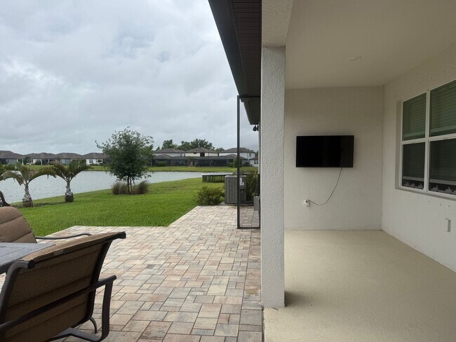 Building Photo - Lakeview Living with Bonus Flex Space & Resort-Style Amenities